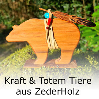 Kraft totem Tiere aus Zedernholz